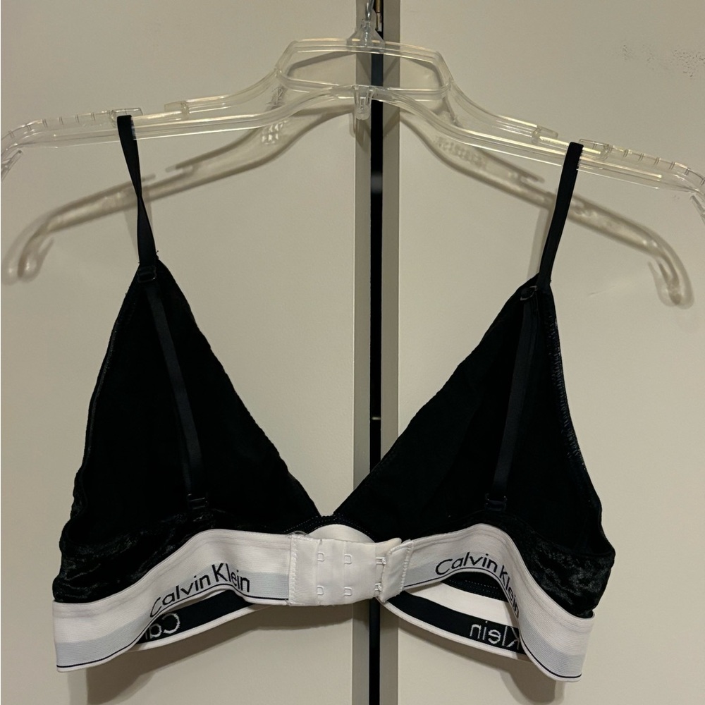 Calvin Klein Black Velvet Bralette with White Band - Picture 4 of 4